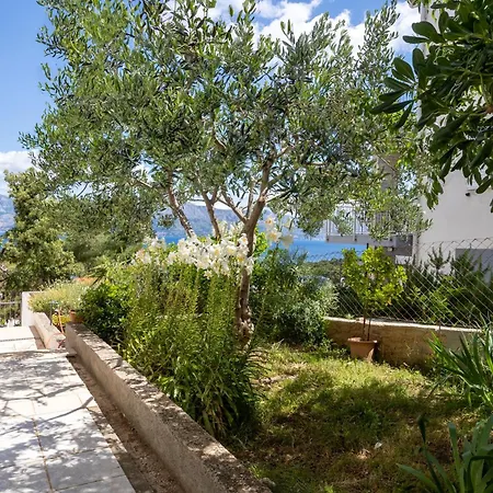 Soni Апартаменты *